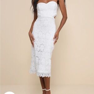 Impressive
Elegance White
Crochet Lace
Strapless Midi dress